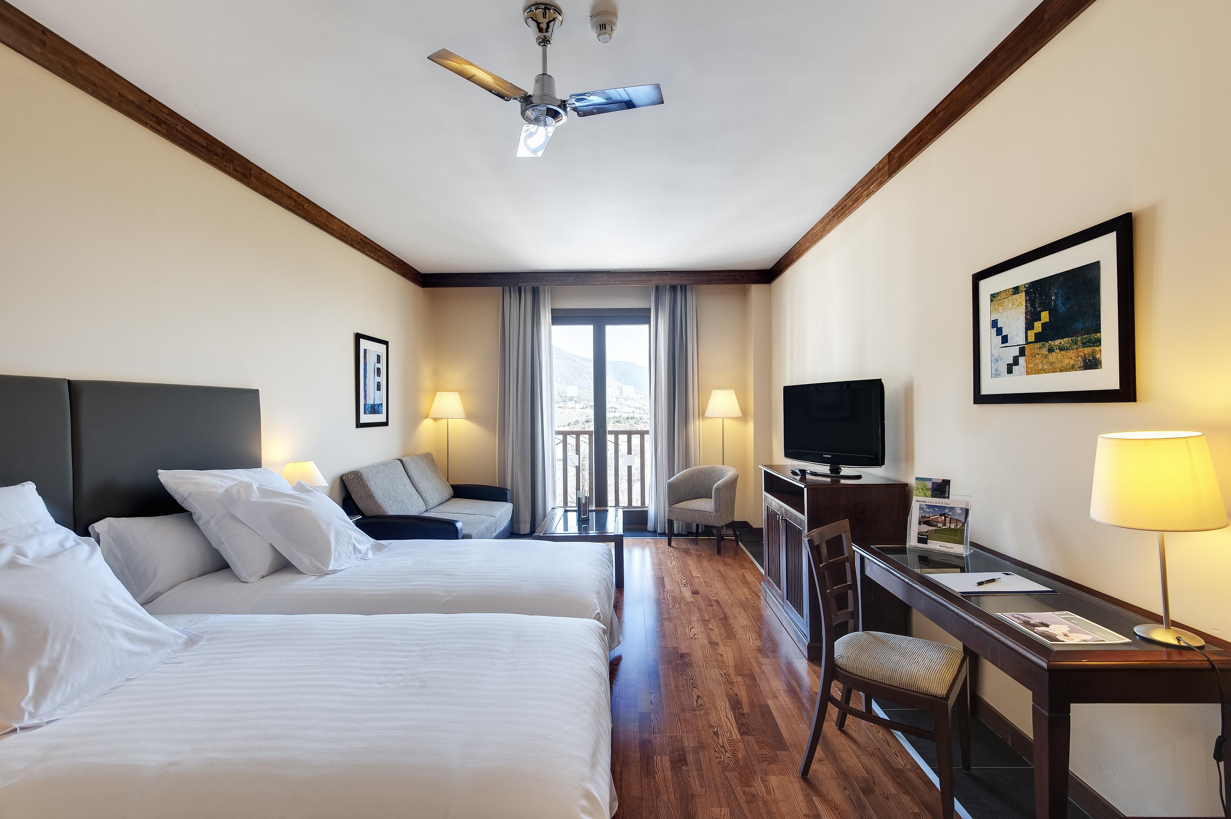 Hotel & Spa Real Badaguas Jaca Exterior photo